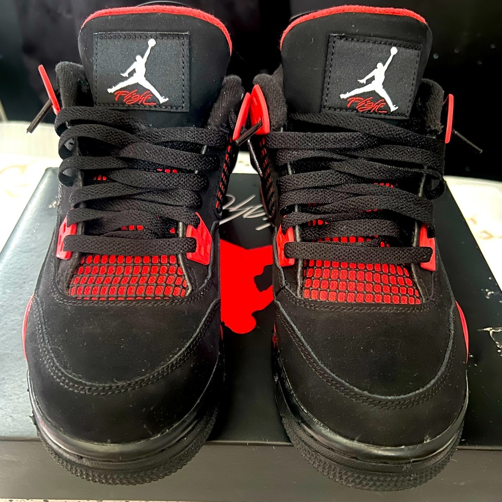 Jordan 4s